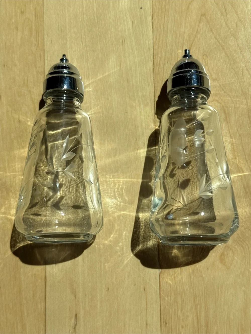 Princess house heritage crystal glass salt and pepper shakers no chips floral